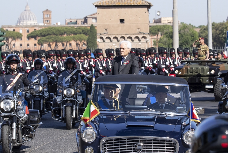 Il Presidente Sergio Mattarella alla Parata Militare ai Fori Imperiali, in occasione della Festa della Repubblica