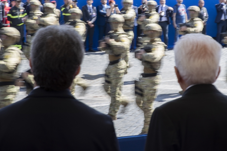 Il Presidente Sergio Mattarella alla Parata Militare ai Fori Imperiali, in occasione della Festa della Repubblica