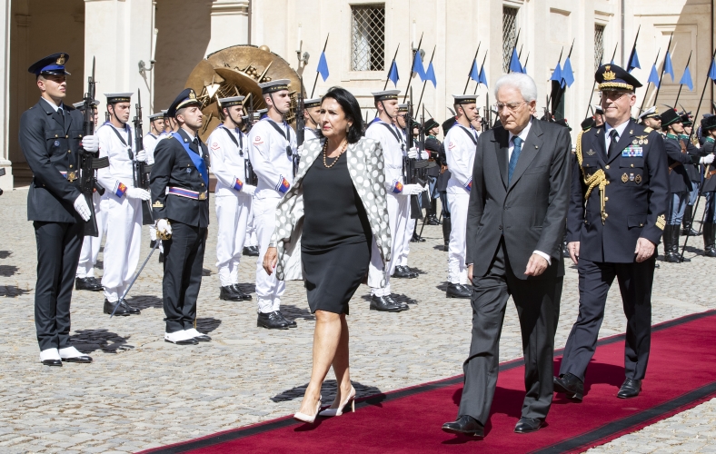 Il Presidente della Repubblica Sergio Mattarella con la Presidente della Georgia, Salomè Zourabichvili,al termine della Visita di Stato
