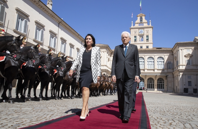 Il Presidente della Repubblica Sergio Mattarella con la Presidente della Georgia, Salomè Zourabichvili,al termine della Visita di Stato
