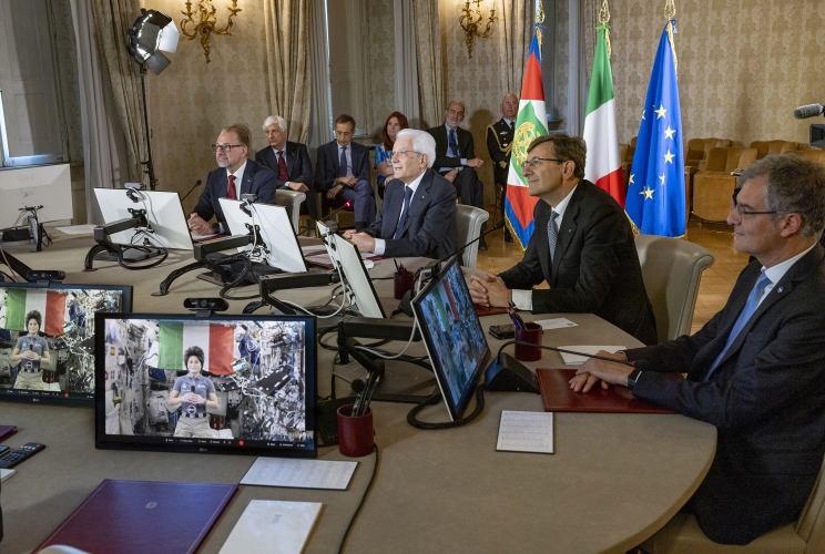 Il Presidente Sergio Mattarella in occasione del collegamento con l’astronauta Samantha Cristoforetti dalla Stazione Spaziale Internazionale