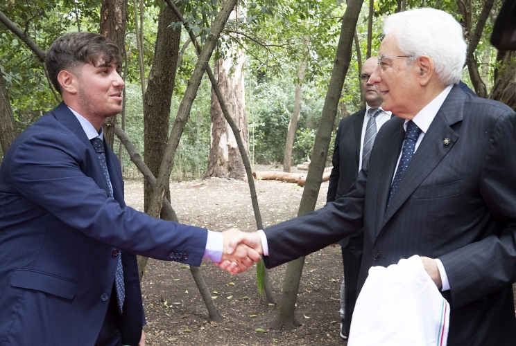 Il Presidente Sergio Mattarella con Marco Strinati, utente e relatore della struttura di Villa Maraini