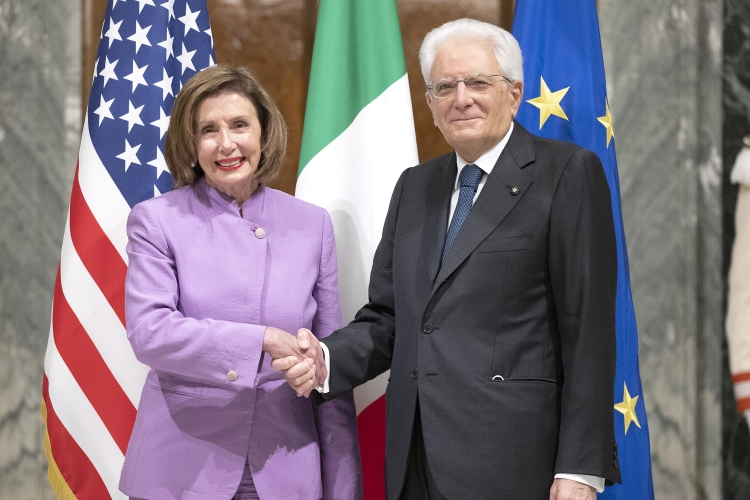 Il Presidente della Repubblica Sergio Mattarella con Nancy Pelosi, Speaker dei Rappresentanti della Camera degli Stati Uniti d’America 
