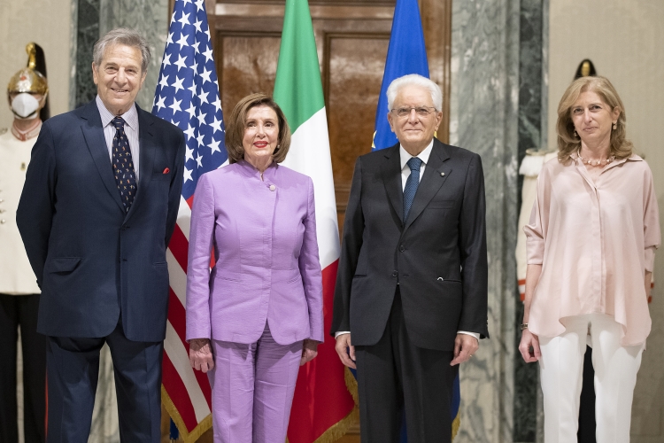 Il Presidente della Repubblica Sergio Mattarella e la Sig.ra Laura con Nancy Pelosi, Paul Pelosi   

