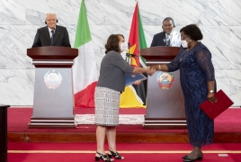 Il Presidente della Repubblica Sergio Mattarella con il Presidente della Repubblica del Mozambico, in occasione della firma del Piano Indicativo Pluriennale di Cooperazione allo Sviluppo