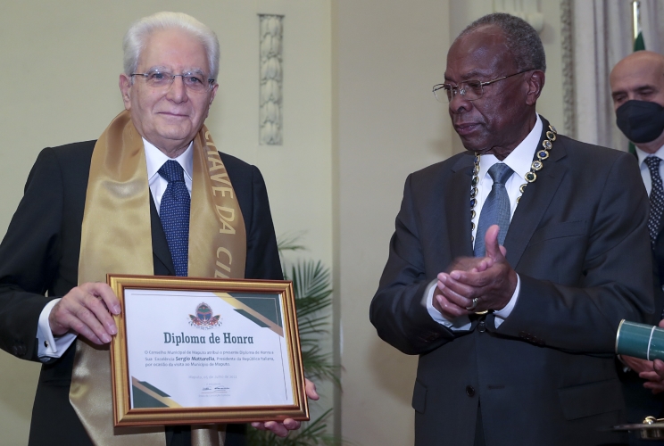 Il Presidente della Repubblica Sergio Mattarella nel corso della cerimonia di consegna delle Chiavi della Città