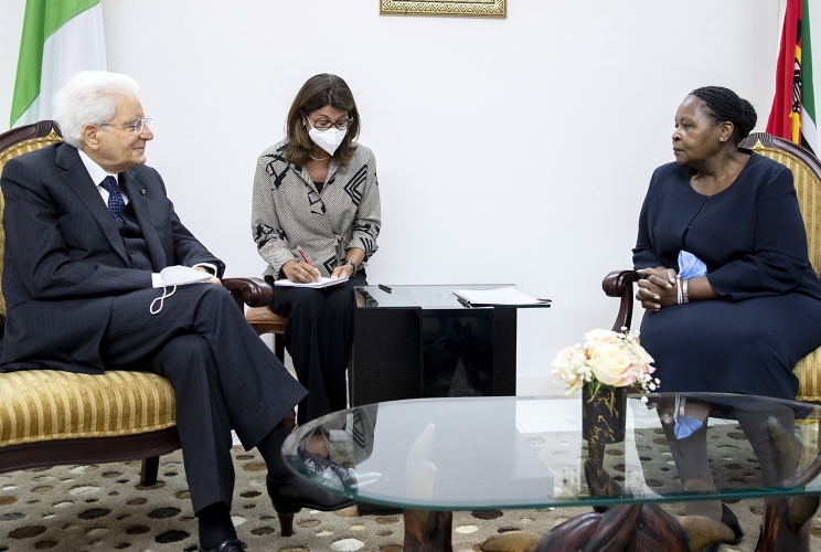 Il Presidente Sergio Mattarella nel corso dei colloqui con il Presidente dell’Assemblea della Repubblica del Mozambico, Esperança Bias