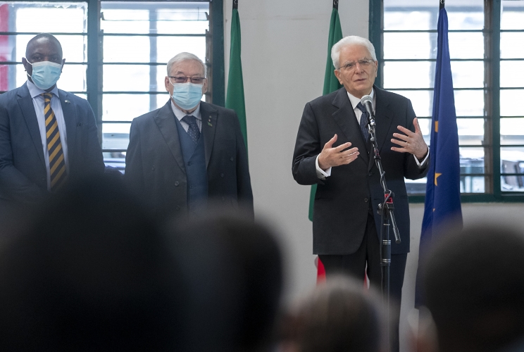  Il Presidente della Repubblica Sergio Mattarella visita la Scuola italiana di Lusaka