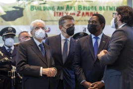  Il Presidente della Repubblica Sergio Mattarella con il Presidente dello Zambia, Hakaind Hichilema, visitano il Museo Nazionale di Lusaka