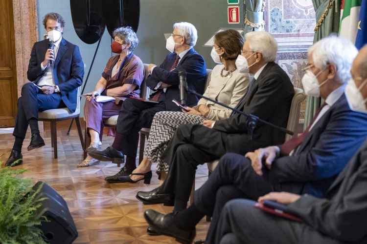 Il Presidente della Repubblica Sergio Mattarella incontra una delegazione del Comitato scientifico della Fondazione Vittorio Occorsio 
