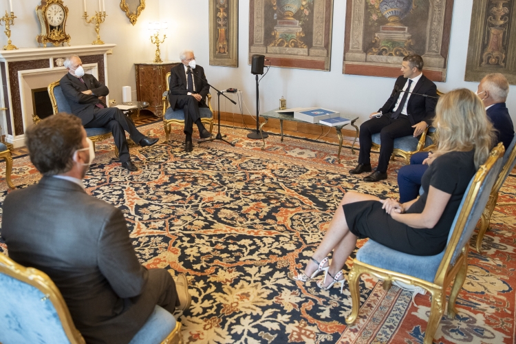 Il Presidente della Repubblica Sergio Mattarella incontra una delegazione della GEA - Green Economy Agency - Gruppo Hub Editoriale
