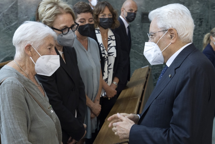 Il Presidente Sergio Mattarella con il famigliari del Prof. Luca Serianni