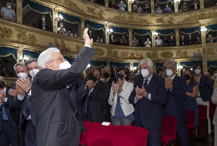 Ravenna - Il Presidente della Repubblica Sergio Mattarella al Teatro Alighieri in occasione della cerimonia commemorativa del centenario dell’assalto fascista alla sede della Federazione delle Cooperative, oggi 28 luglio 2022.(Foto di Paolo Giandotti - Ufficio Stampa per la Stampa e la Comunicazione della Presidenza della Repubblica)