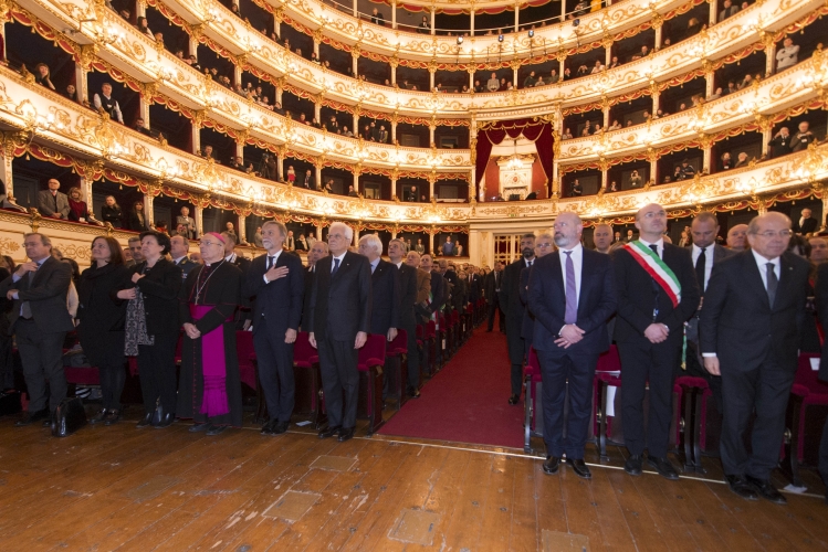 Il Presidente della Repubblica Sergio Mattarella al teatro Romolo Valli 
