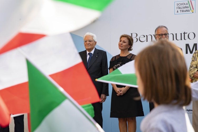 Il Presidente della Repubblica Sergio Mattarella alla Scuola Italiana di Tirana
