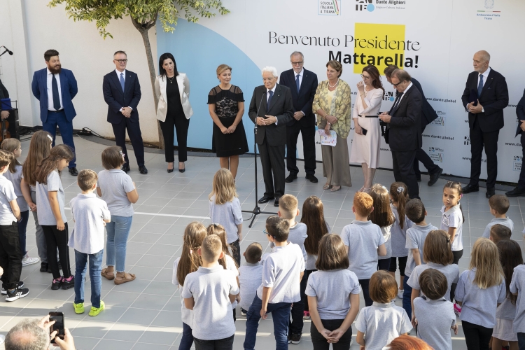 Il Presidente della Repubblica Sergio Mattarella alla Scuola Italiana di Tirana
