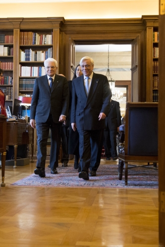 Il Presidente Sergio Mattarella con il Presidente della Repubblica Ellenica Prokopīs Pavlopoulos