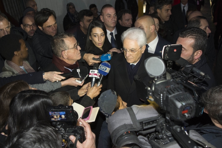 Il Presidente Sergio Mattarella incontra la stampa al termine