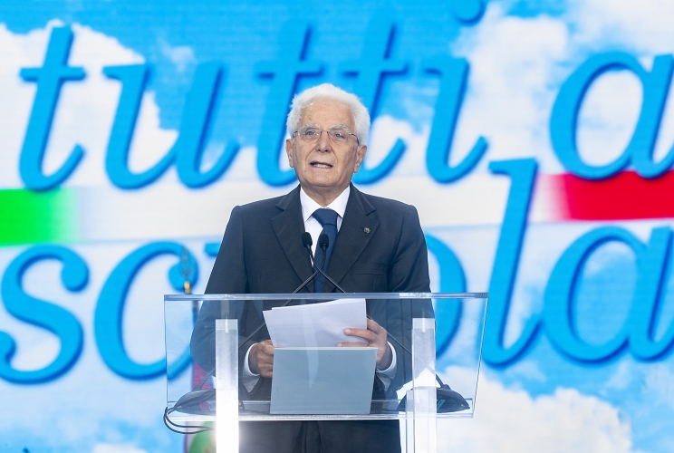 Grugliasco - Il Presidente della Repubblica Sergio Mattarella rivolge il suo indirizzo di saluto in occasione dell'inaugurazione dell'anno scolastico