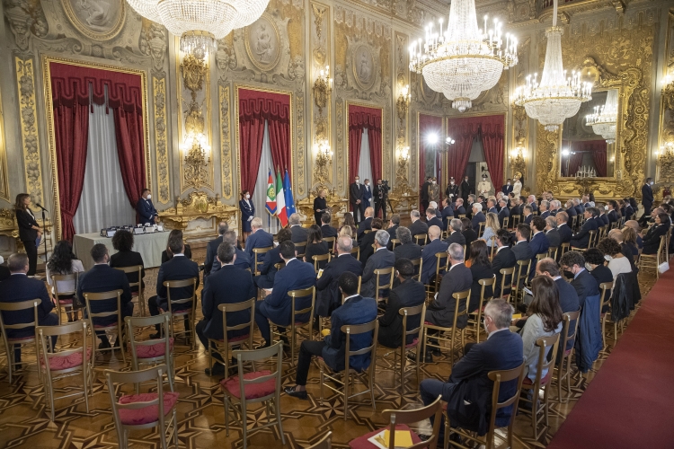 Il Presidente della Repubblica Sergio Mattarella durante la cerimonia di premiazione dei vincitori Eni Award 2022
