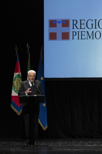 Il Presidente della Repubblica Sergio Mattarella al Teatro Giorgio Busca di Alba,in occasione della cerimonia commemorativa in onore di Michele Coppino per il bicentenario della nascita e di Giuseppe Fenoglio per il centenario della nascita 
