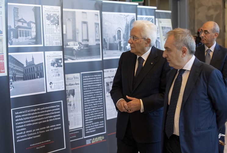 Il Presidente Sergio Mattarella con Giuseppe Santalucia, Presidente dell'Associazione Nazionale Magistrati, in occasione del XXXV° Congresso dell’Associazione Nazionale Magistrati dal titolo “Diritti e giurisdizione al tempo della ripresa”