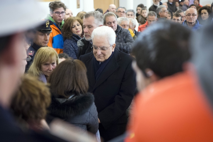 Il Presidente Sergio Mattarella Alla Camera Ardente Delle Vittime Dell 