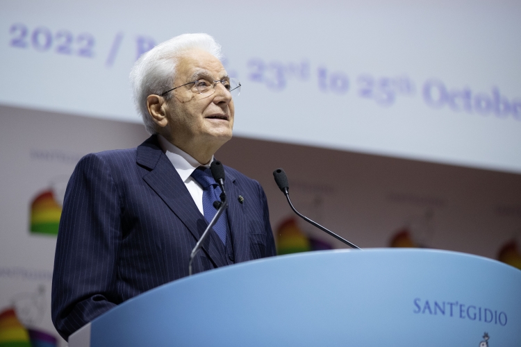 Il Presidente della Repubblica Sergio Mattarella durante il suo intervento in occasione dell’incontro internazionale per la Pace dal titolo “Il grido della Pace – Religioni e Culture in dialogo” 
