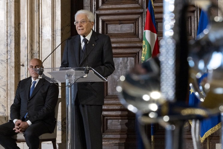 Il Presidente Sergio Mattarella in occasione della cerimonia di consegna delle insegne dell’Ordine Militare d’Italia, nella ricorrenza del Giorno dell’Unità Nazionale e Giornata delle Forze Armate