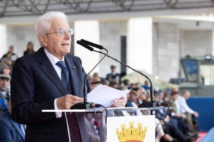 Il Presidente della Repubblica Sergio Mattarella a Bari, in occasione del Giorno dell’Unità Nazionale e Giornata delle Forze Armate 
