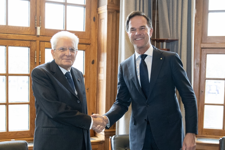 Il Presidente della Repubblica Sergio Mattarella con il Primo Ministro del Regno dei Paesi Bassi, Mark Rutte, in occasione della visita di Stato nel Regno dei Paesi Bassi
