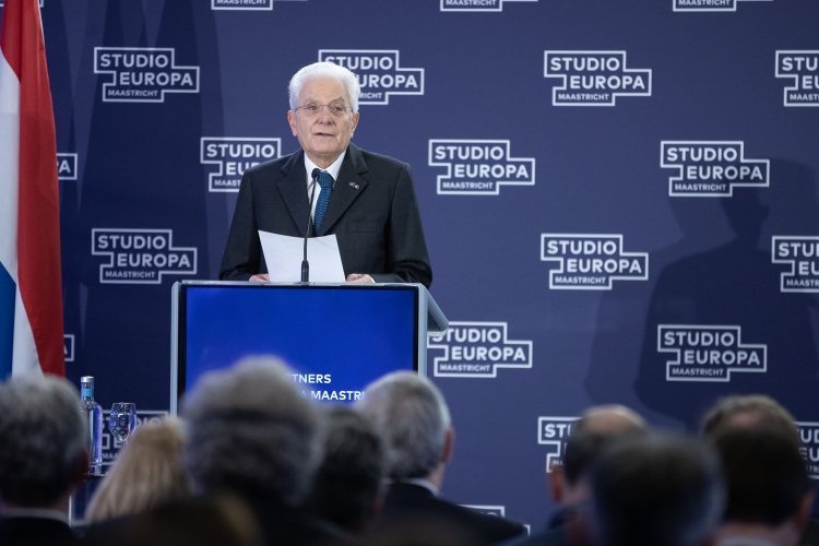 Il Presidente della Repubblica Sergio Mattarella a Maastricth - House of Government, durante il suo intervento