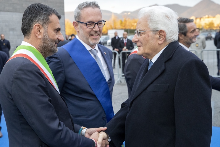 Il Presidente della Repubblica Sergio Mattarella con Antonio Decaro, Presidente dell’ANCI