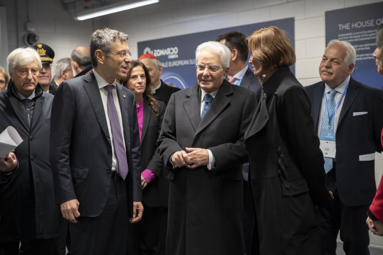 Il Presidente della Repubblica Sergio Mattarella al Tecnopolo Cineca, in occasione della cerimonia di inaugurazione del Supercomputer Europeo Leonardo 
- Ufficio per la Stampa e la Comunicazione della Presidenza della Repubblica)