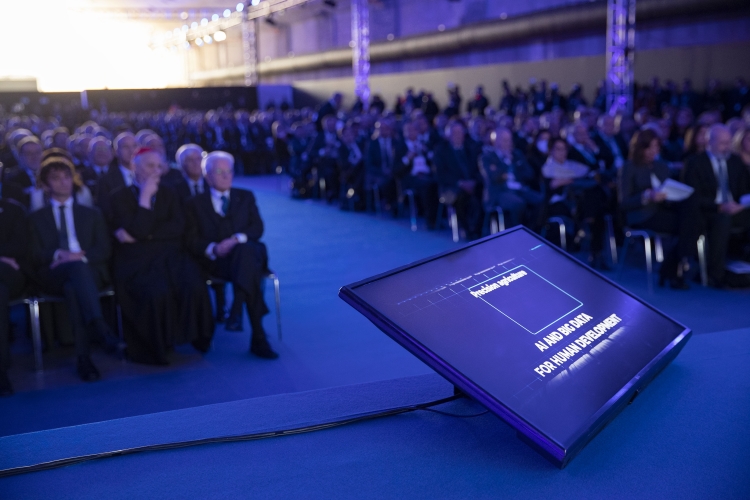 Il Presidente della Repubblica Sergio Mattarella in occasione della cerimonia di inaugurazione del Supercomputer Europeo Leonardo 
