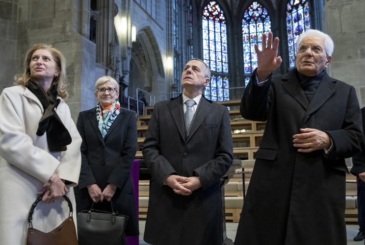 Il Presidente della Repubblica Sergio Mattarella e il Presidente della Confederazione Svizzera Ignazio Cass visitano la Cattedrale di Berna