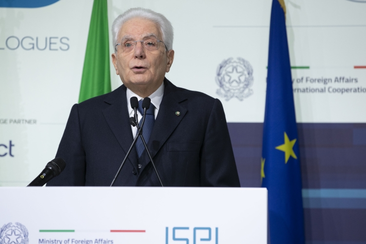 Il Presidente della Repubblica Sergio Mattarella durante il suo intervento, alla cerimonia di apertura della VIII edizione della Conferenza Internazionale Rome MED Dialogues 
