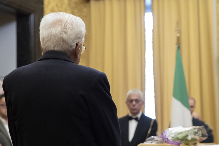 Il Presidente della Repubblica Sergio Mattarella rende omaggio alla camera ardente di Gerardo Bianco
