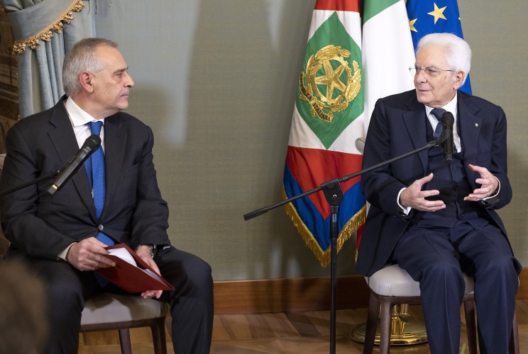 Il Presidente Sergio Mattarella con il Pref. Lamberto Giannini, Capo della Polizia – Direttore Generale della Pubblica Sicurezza, nel corso dell'incontro con i familiari delle vittime delle stragi di Capaci e Via D’Amelio
