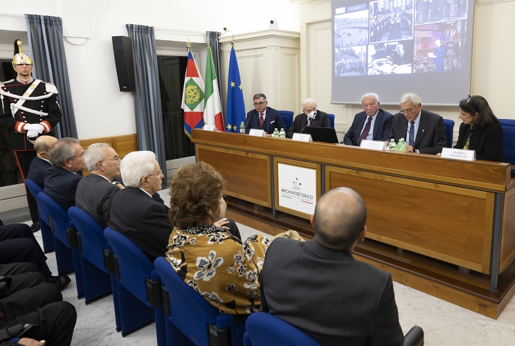 Il Presidente Sergio Mattarella in occasione dell'intervento all’incontro di studio dal titolo “Antonio Segni e i giuspubblicisti. Un carteggio inedito (1956-1964)”, in occasione del 50° anniversario della morte dello Statista
