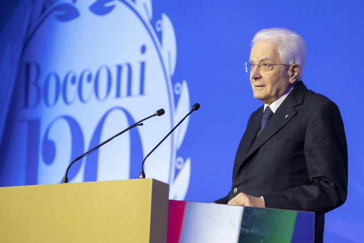 Il Presidente della Repubblica Sergio Mattarella a Milano in occasione della cerimonia dal titolo “La Bocconi, l’Italia, l’Europa. L’Università saluta Mario Monti
(foto di Francesco Ammendola - Ufficio per la Stampa e la Comunicazione della Presidenza della Repubblica