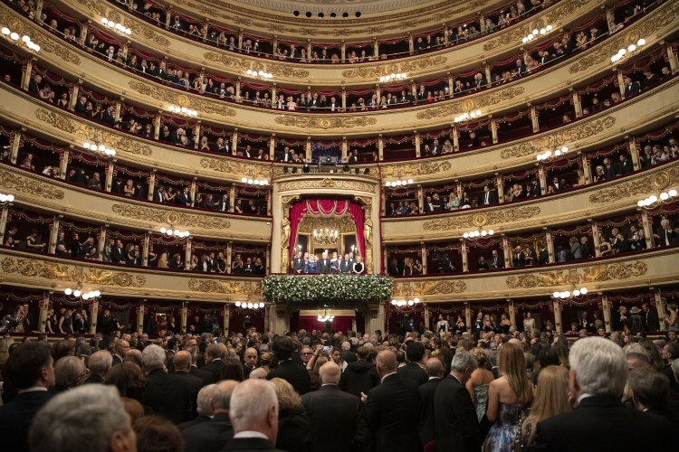 Il Presidente della Repubblica Sergio Mattarella e la Sig.ra Laura, all'inaugurazione della stagione d’opera e balletto 2022-2023 del Teatro alla Scala
