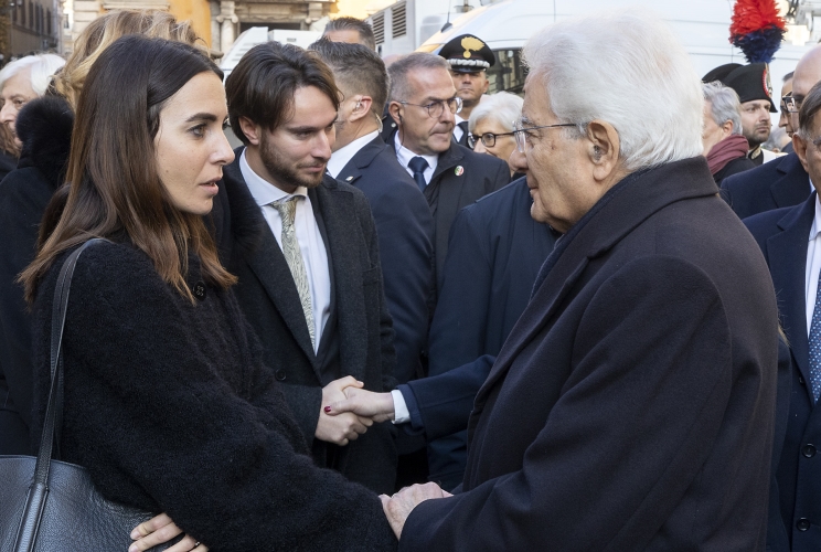 Il Presidente Sergio Mattarella con Carlotta, figlia di Franco Frattini, Presidente del Consiglio di Stato