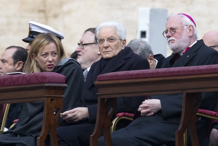 Il Presidente Sergio Mattarella ai funerali del Papa emerito Benedetto XVI