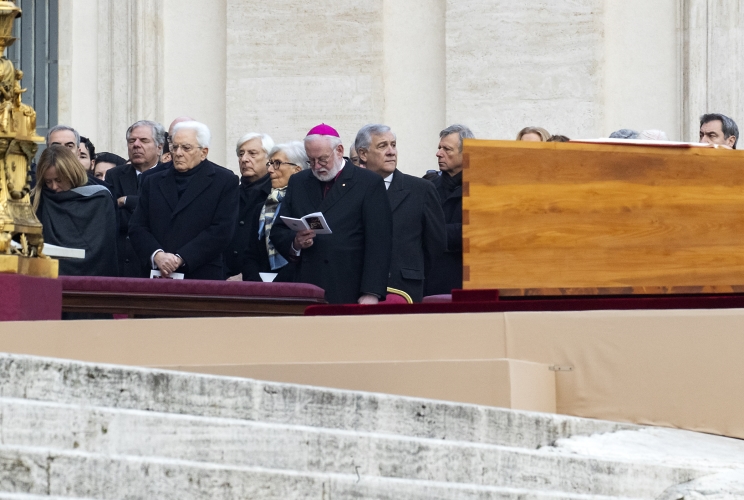 Il Presidente Sergio Mattarella ai funerali del Papa emerito Benedetto XVI