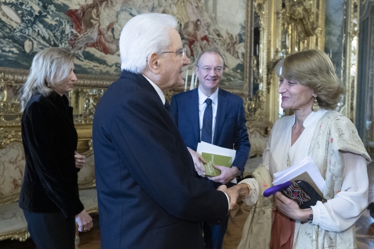 Il Presidente della Repubblica Sergio Mattarella saluta Giuseppe Valditara, Ministro dell’Istruzione e del merito,in occasione della Celebrazione del “Giorno della Memoria”
