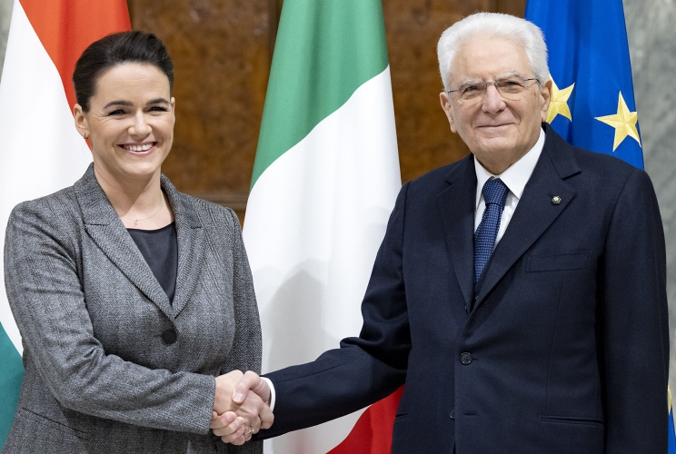 Il Presidente Sergio Mattarella con Katalin Novák, Presidente di Ungheria, in visita ufficiale