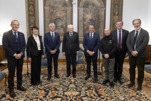Il Presidente Sergio Mattarella al termine dell'incontro con Andrea Abodi, Ministro per lo Sport e i Giovani, con una delegazione di Sport e Salute S.p.a
