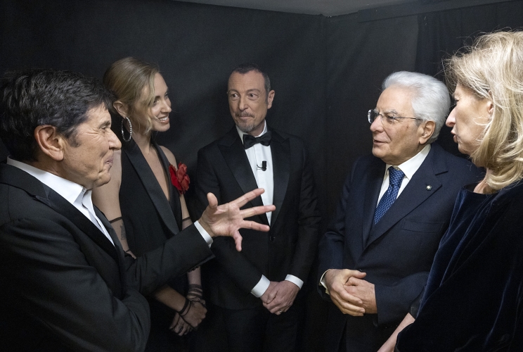 Sanremo - Il Presidente della Repubblica Sergio Mattarella con Amadeus, Gianni Morandi e Chiara Ferragni, in occasione della 73°edizione del Festival di Sanremo
