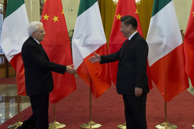 Il Presidente della Repubblica Italiana Sergio Mattarella, con il Presidente della Repubblica Popolare Cinese, 